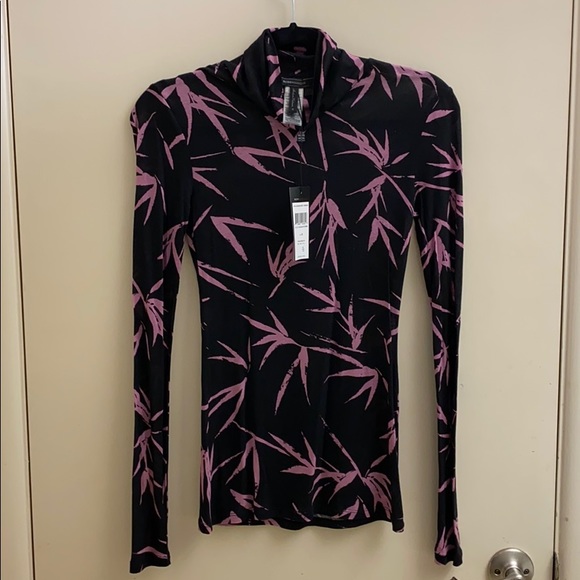 BCBG Maxazria Turtleneck tee - Picture 3 of 8